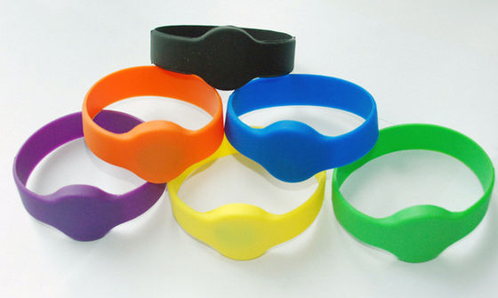 Silicone RFID Ultralight Chip Wristband 85.5x54mm , RFID Bracelet For Events