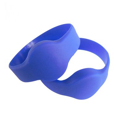 Anti Collision Silicone RFID Chip Wristband For Person Identification Membership Management