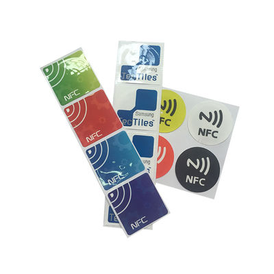 215 213 Custom Printed NFC Sticker Coated Paper Tags 1cm-10cm Reading Distance
