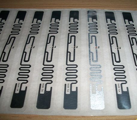 Dry Wet RFID UHF Inlay 960MHz ISO/IEC 18000-6C Protocol Ultra High Frequency Inlay